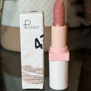 Pearlized Lipstick - Shimmery Rose Gold (43)